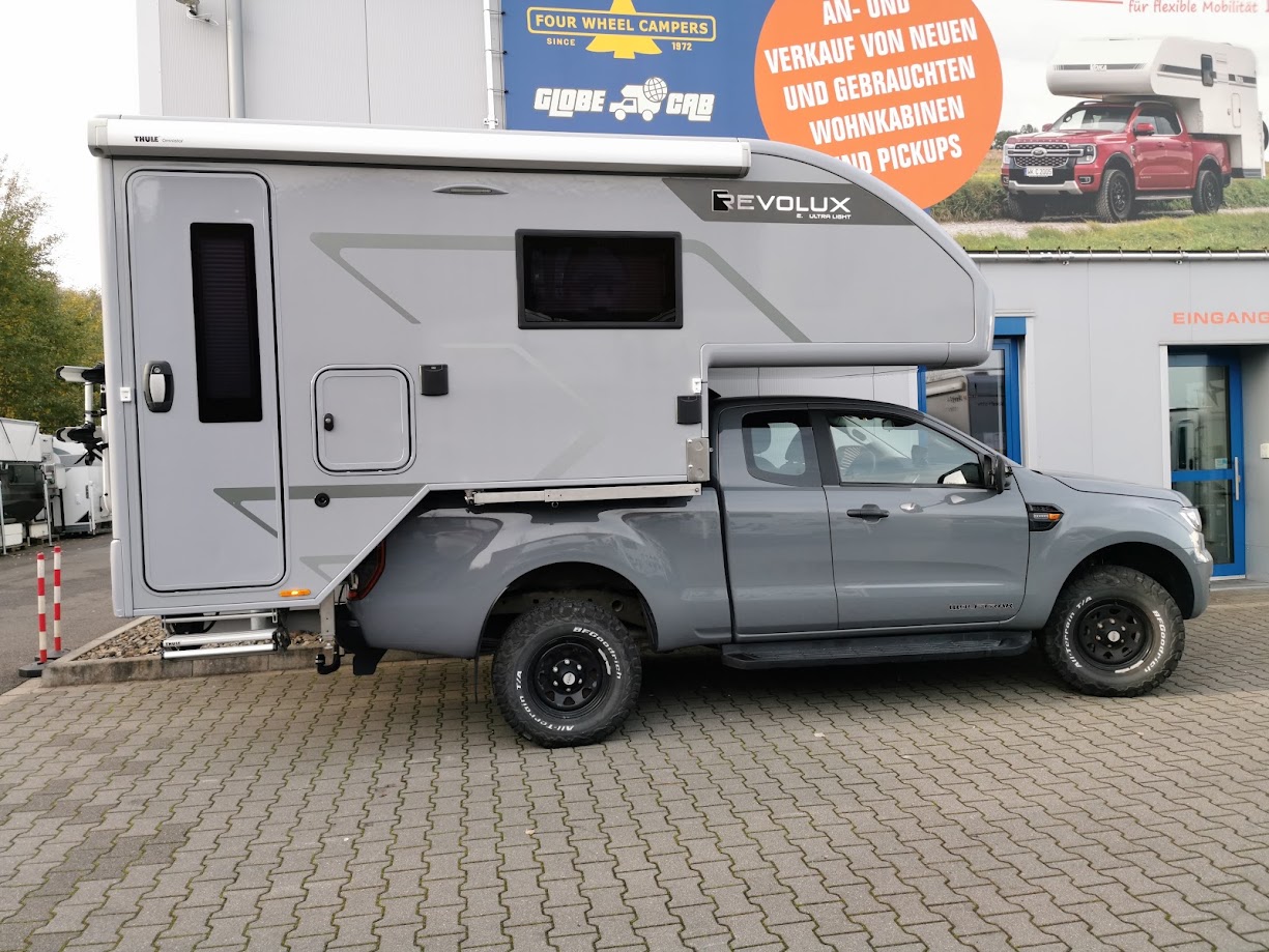 wohnkabinencenter_revolux_2-8_ultralight_ford_ranger